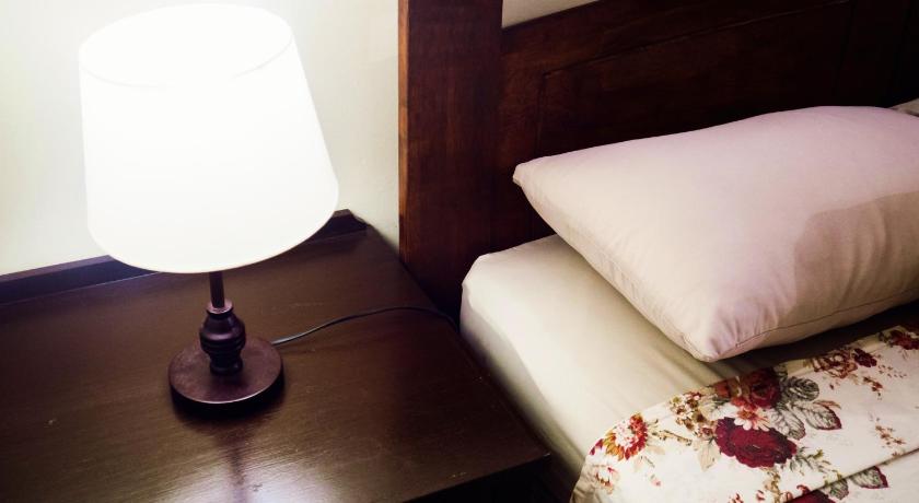 Image of Double Room with Shared Bathroom 3