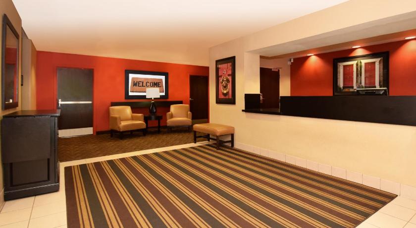 Extended Stay America Select Suites - Chicago - Vernon Hills - Lincolnshire photo