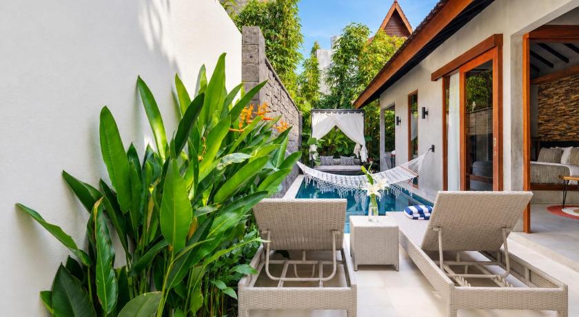 Tampilan Vinna Villa Seminyak, Romantic Private Pool Villa