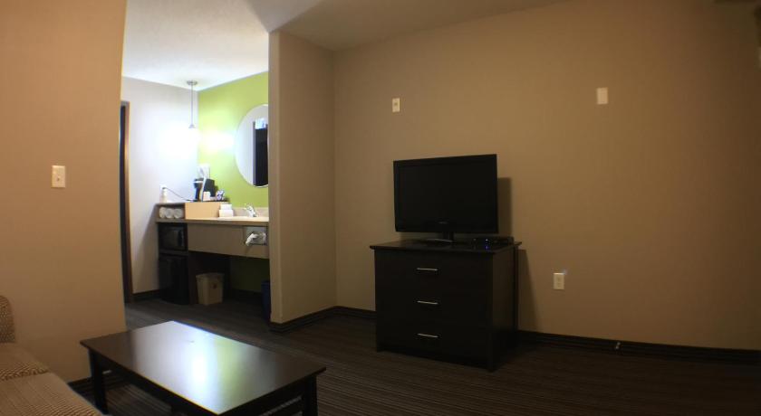 Super 8 By Wyndham Kapuskasing