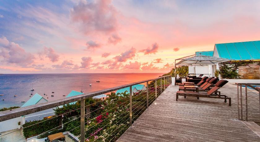 Image of Luxury Five-Bedroom Villa with Bunk Beds and Private Pool 1