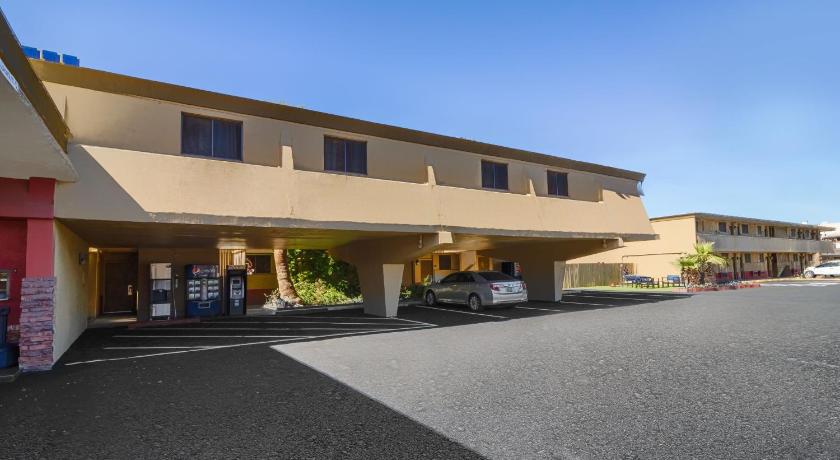 Phoenix City Center Downtown 2-Star Accommodation exterior