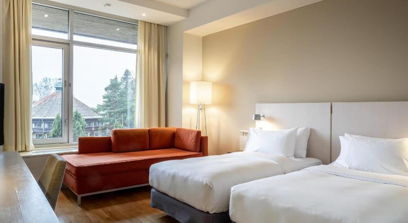 รูปของTwin Guest Room with Partial Sea View 0