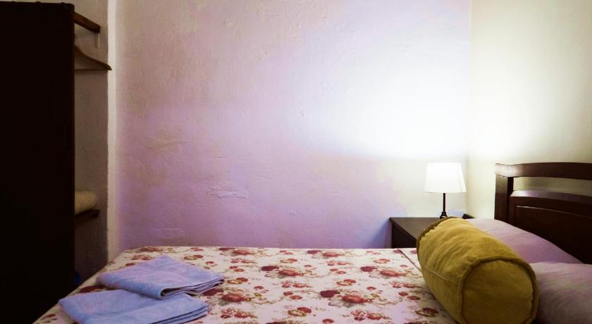 Image of Double Room with Shared Bathroom 5
