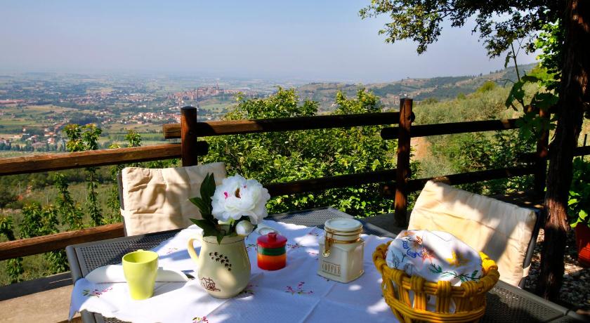 Villa La Foce photo