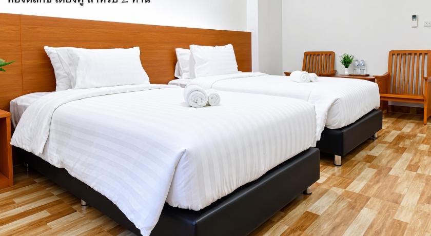 Image of Deluxe Twin Room 0