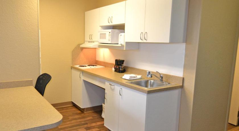 Extended Stay America Suites - Detroit - Auburn Hills - I -75