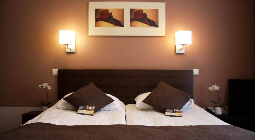 Image of Street View Double Room 7