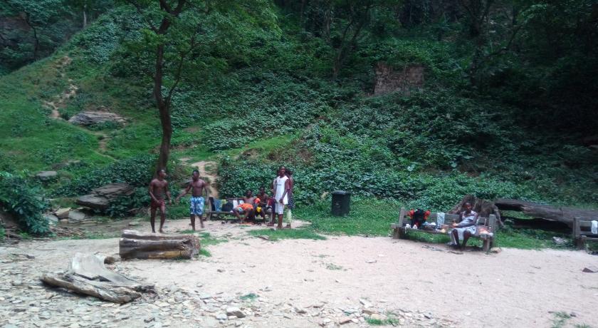 Wli Waterfalls Inn photo