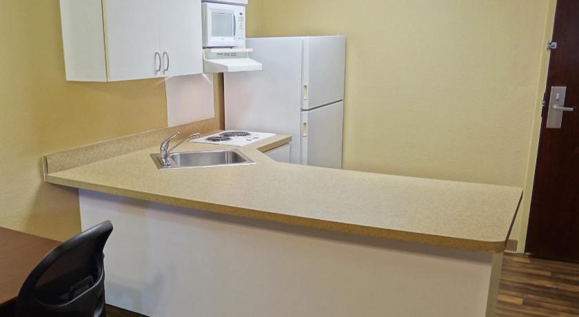 Extended Stay America Suites - Orlando - Maitland - 1760 Pembrook Dr.