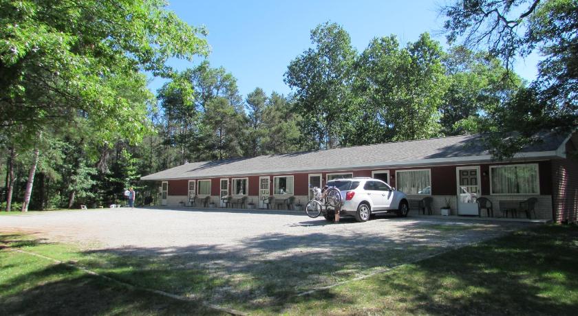 Woodland Motor Lodge photo