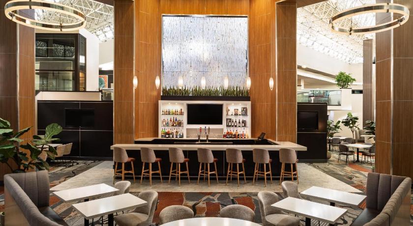 DoubleTree by Hilton Austin Northwest - Arboretum