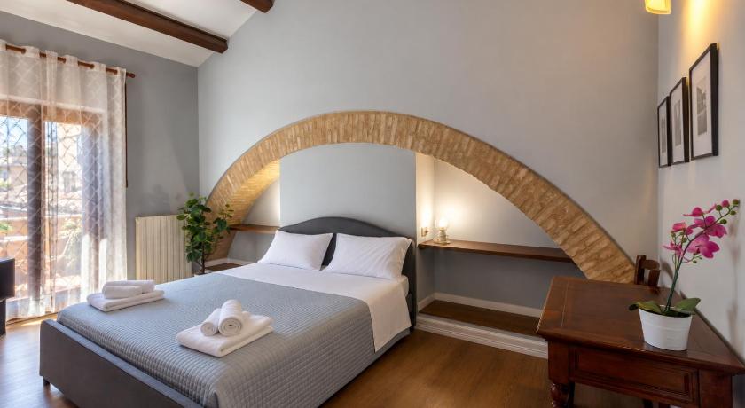 Casa Tosca con balcone vicino parcheggio