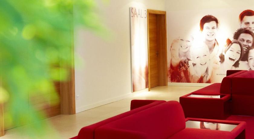 DRK-Tagungshotel-Dunant photo