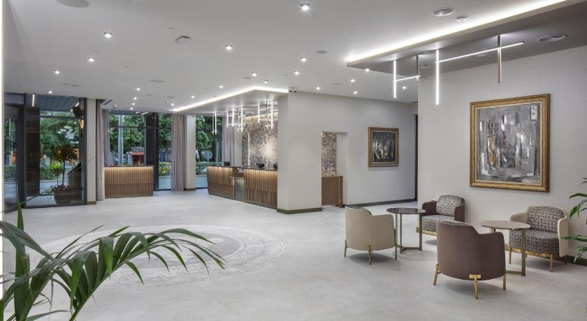 DoubleTree by Hilton Plovdiv Center