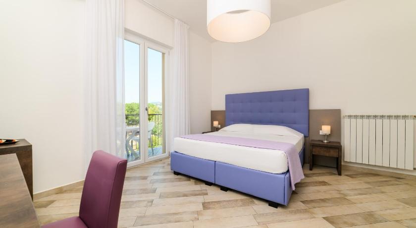 La Perla del Tirreno Guest House