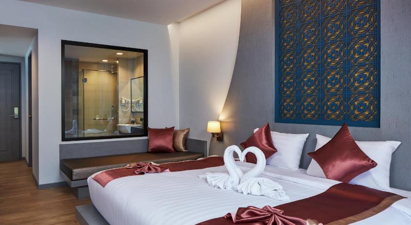 Image of Pool Access Grand Deluxe Room 10