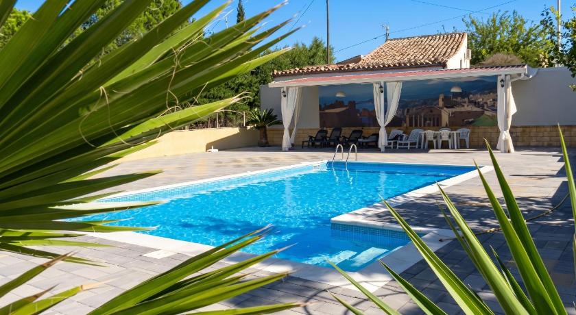 Refined Villa in Enna with Private Pool