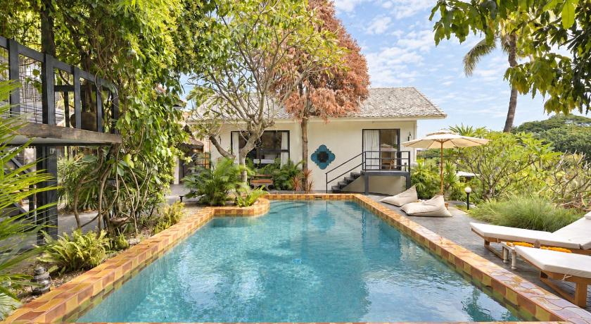 Riverside Private Pool, 7-Bedrooms, Chiang Mai Center, Entire Estate For You - TANPURI
