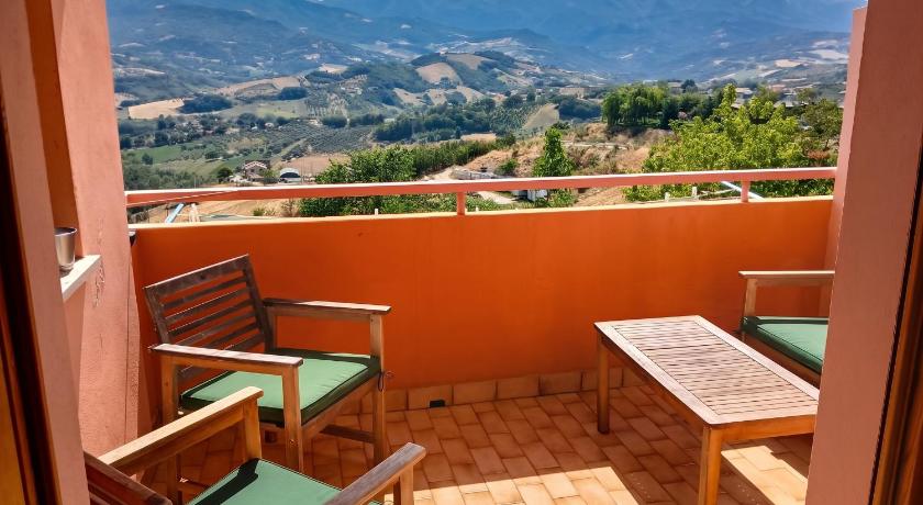 Beautiful Apartment with View in Penne 103 m²