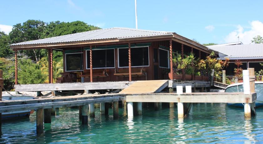 Utila Lodge photo