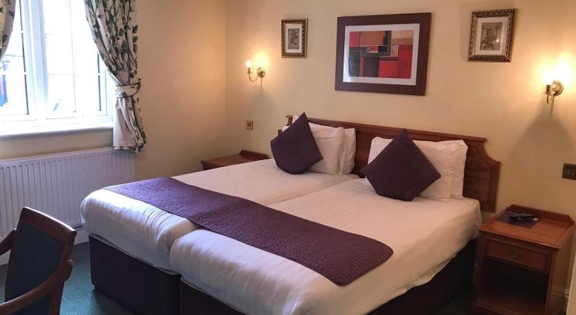 Image of Twin Room 1