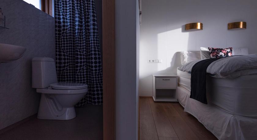 Image of Triple Room with Private Bathroom 9
