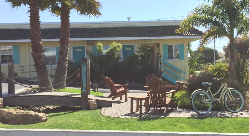 Beach Bungalow Inn and Suites