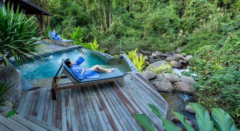 Image of Pool Villa with Balcony 4