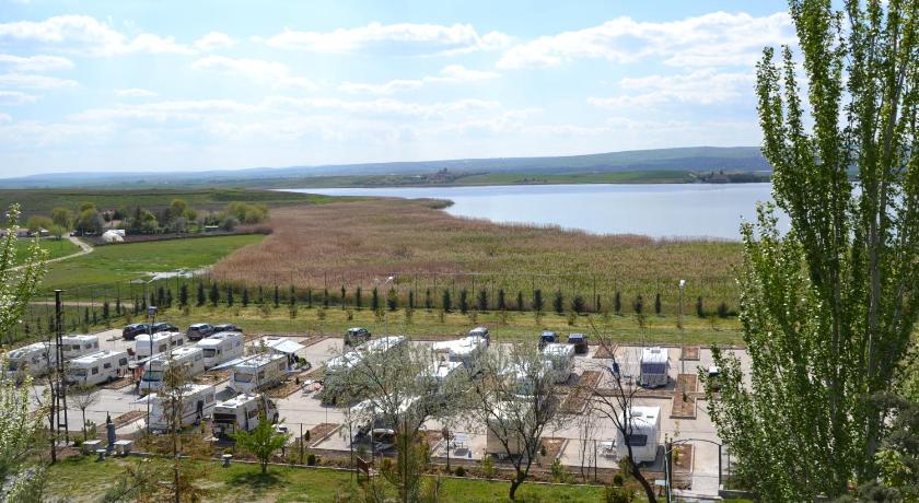 Ulasan Hotel Caravan Camping photo