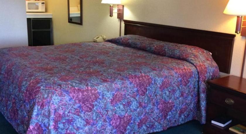 Oak Motel photo