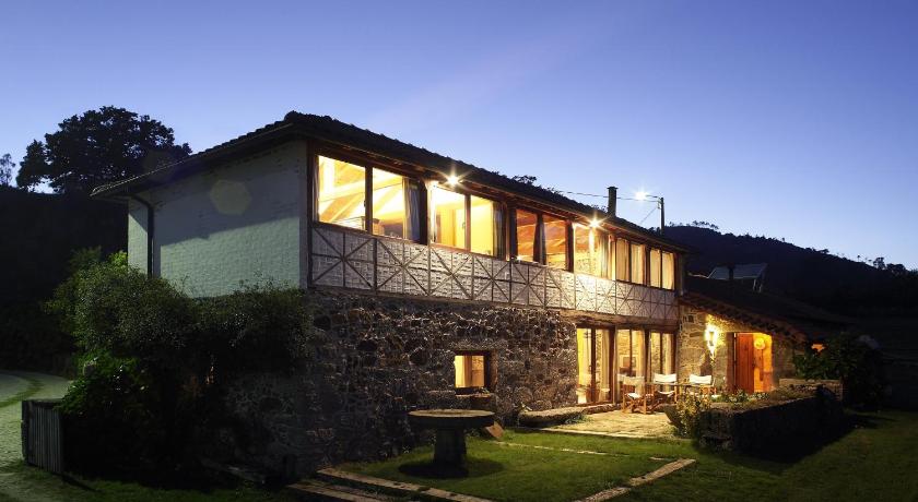 Image of Two-Bedroom Villa Cocenda 4