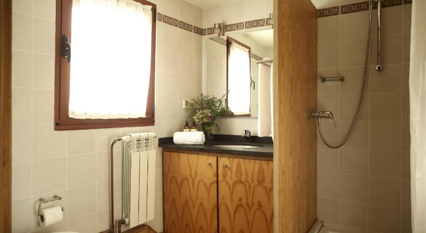 Image of Two-Bedroom Villa Cocenda 7
