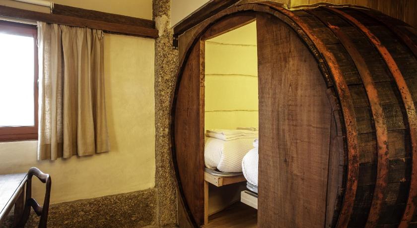 Image of Deluxe Two-Bedroom Villa Toneis 12