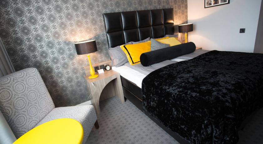 Image of Twin Beds, Nonsmoking, Superior 10