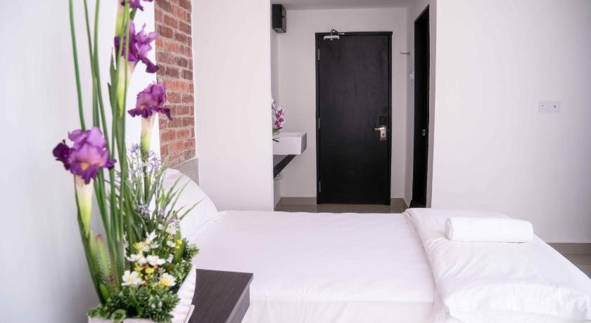 Bizz Hotel photo