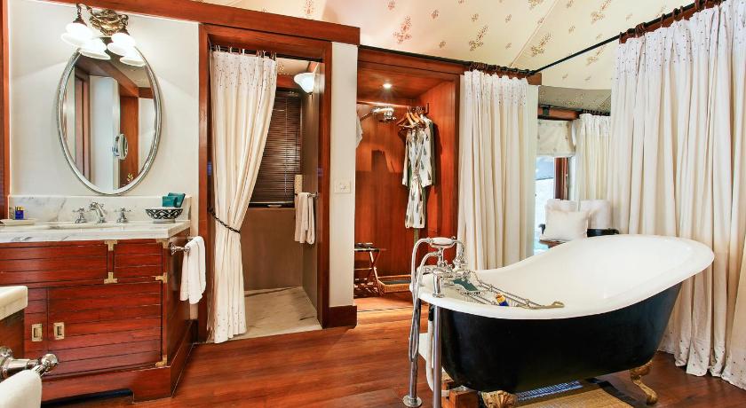 Royal Tent With Private Patio, Garden And Two Way Airport Transfers fotója 3