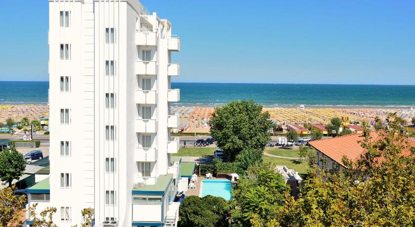 Hotel Aristeo photo