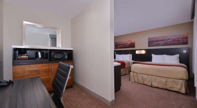 Best Western Royal Palace Inn and Suites