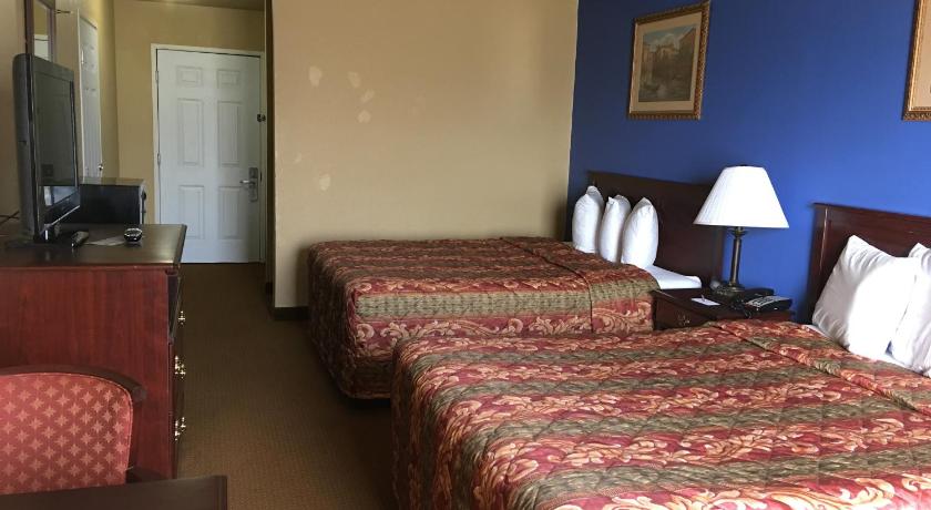 Hilltop Inn and Suites