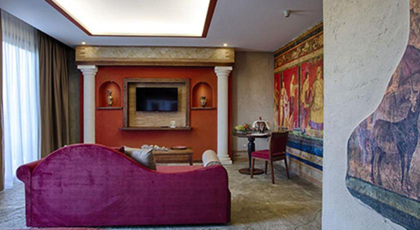 Image of Superior Suite 7