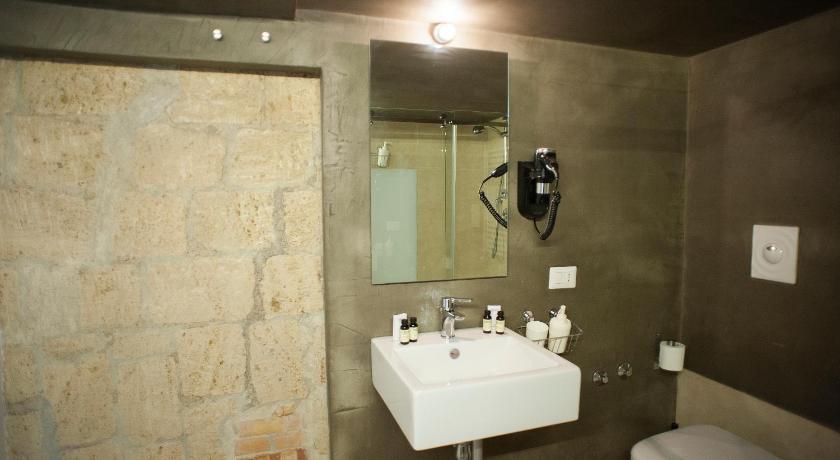 Belledonne Suite & Gallery photo