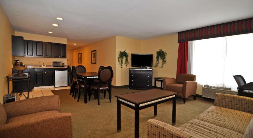 Best Western Plus Bessemer Hotel and Suites