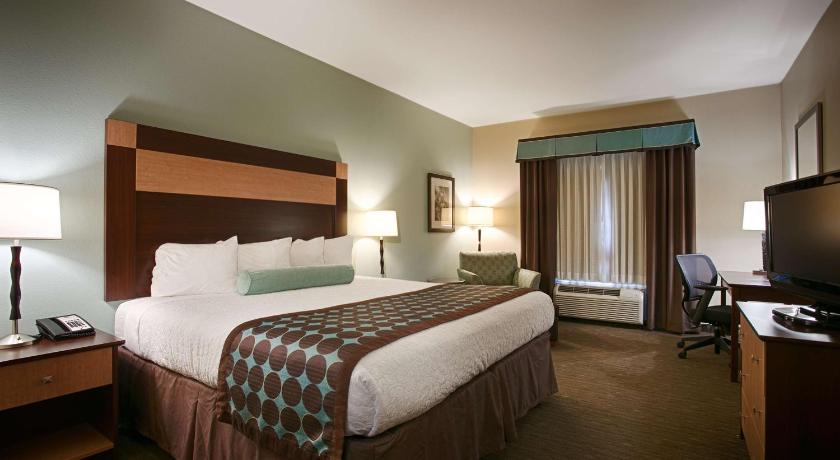 Best Western Plus Texarkana Inn and Suites