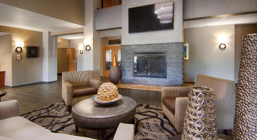 Best Western Plus Blaine At The National Sports Center photo