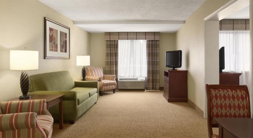 Country Inn & Suites by Radisson, Atlanta Airport South, GA