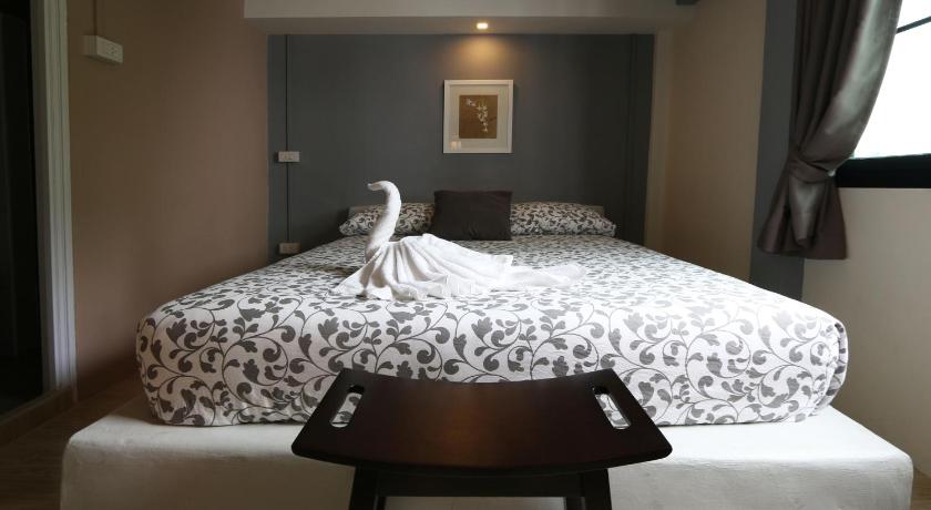 Image of Standard Double Bed - Ground Floor 8