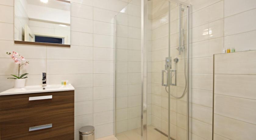 Image of Double or Twin Room 16