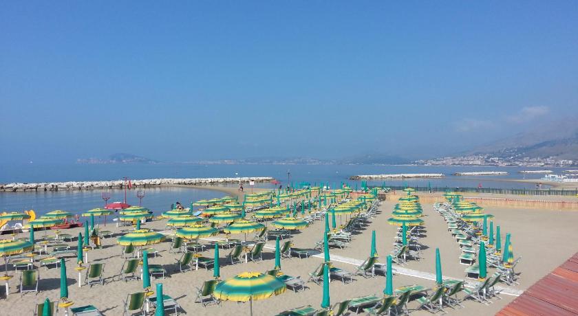 B&amp;B Holiday Formia beach — Hotel in Formia