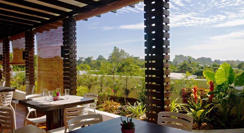 Globetrotter Inn Palawan photo